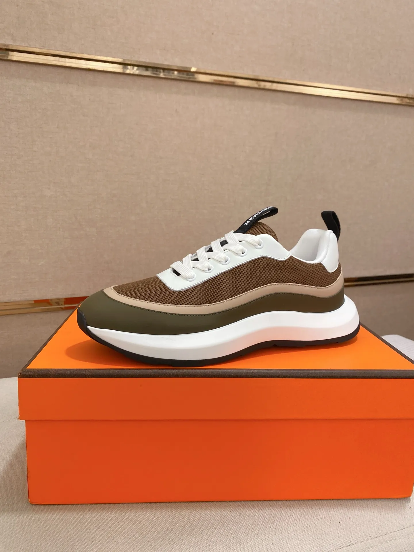 Men's clothing and shoes💰: 620💰《HERMES》【Classic Original Version】Hermès; Top 🔝 Purchasing Agency 🔍🔍Men's latest 🇺🇸 counters are on sale simultaneously, original imported from Italy ▲▲Silk cowhide with breathable fabric ▲▲ (high-end and expensive Qi·Grade) Exquisite workmanship (Italian 🇮🇹Imported water-dyed 🐂cowhide lining) Sole: Original sole provided by the original factory, ⚠️Exclusive double-layer activity·TPR·Rubber·Combined molded outsole; Super·comfortable·wear-resistant·non-slip·environmental protection The real thing is more beautiful if you take the real thing (high quality, follow the order), you can enter and exit the counter at will * Number of yards: 38·39·40·41·42·43·44# (can be customized 45.)